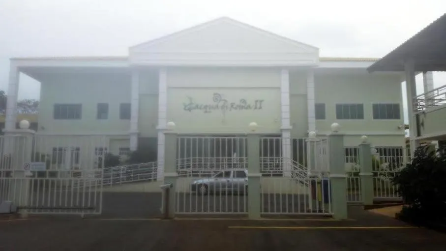 Apart-hotel Lacqua diroma com fogão, geladeira, micro-ondas, Park aquático 24h, acomoda até 5 pessoas Caldas Novas