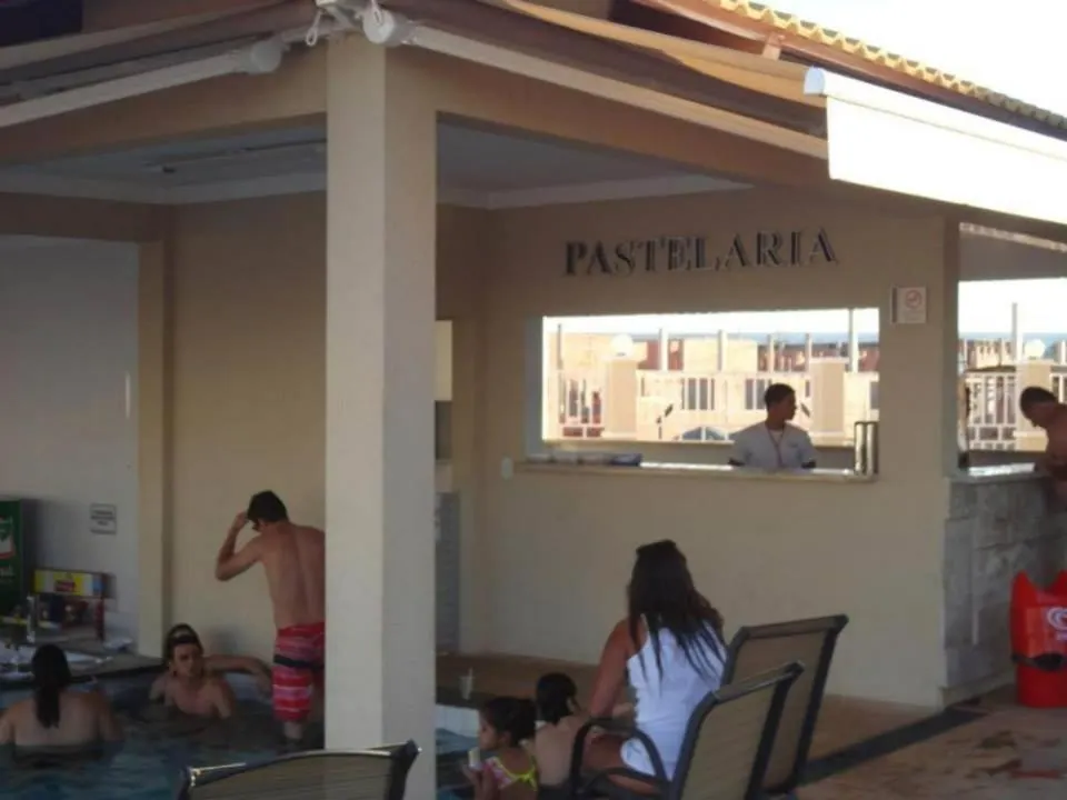 Lacqua diroma com fogão, geladeira, micro-ondas, Park aquático 24h, acomoda até 5 pessoas Caldas Novas Apart-hotel