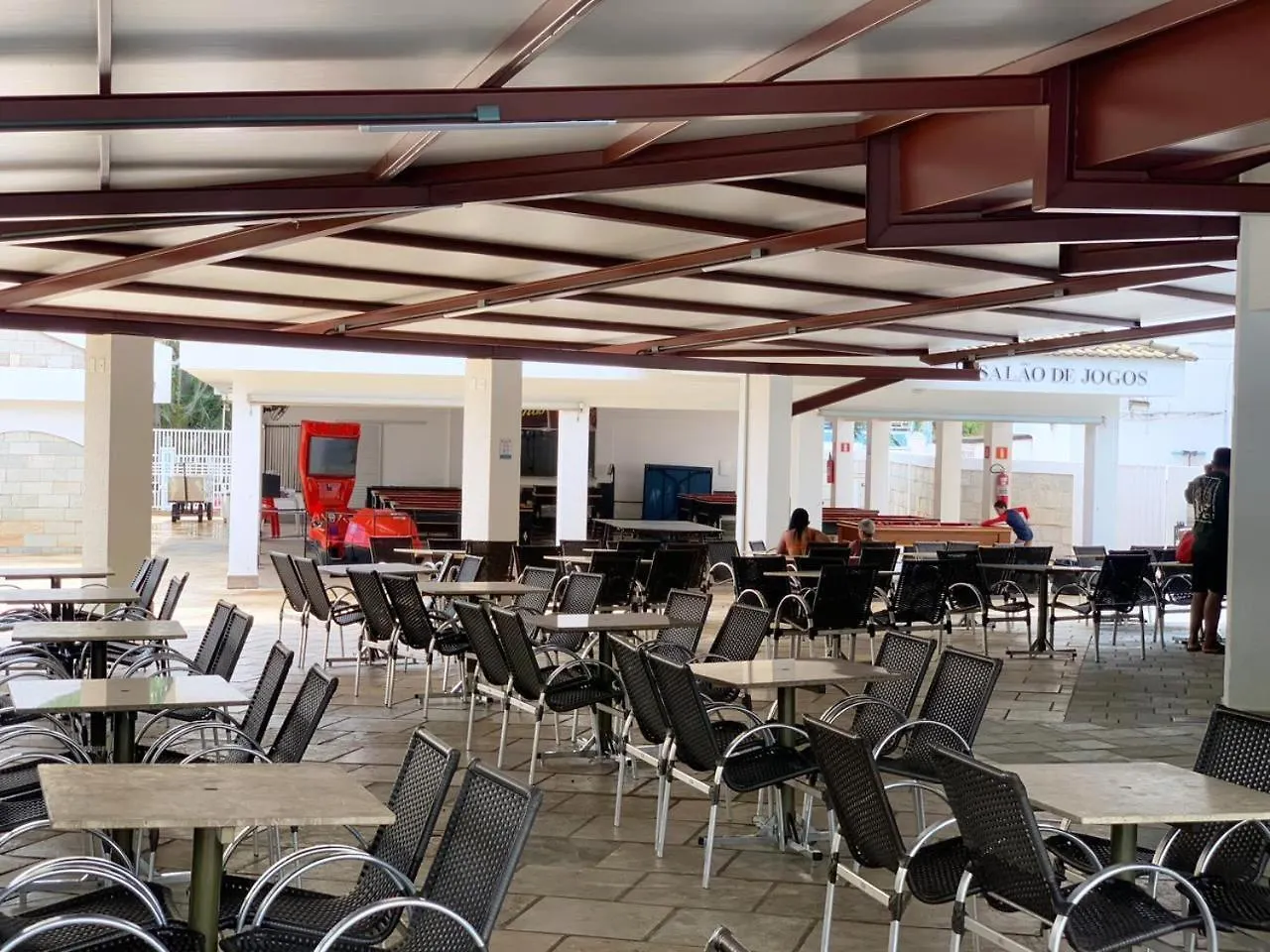 Lacqua diroma com fogão, geladeira, micro-ondas, Park aquático 24h, acomoda até 5 pessoas Caldas Novas 0*,